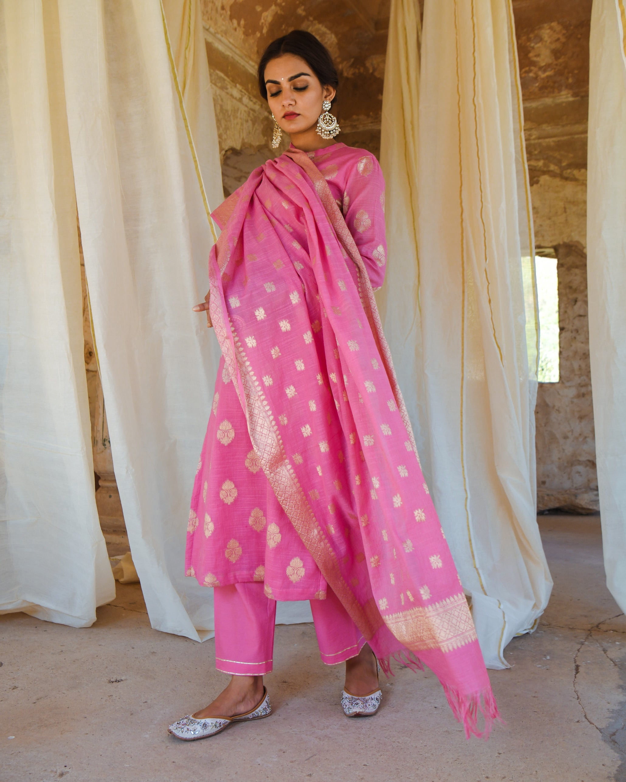 PINK CHANDERI KURTA WITH COTTON PANTS & CHANDERI DUPATTA