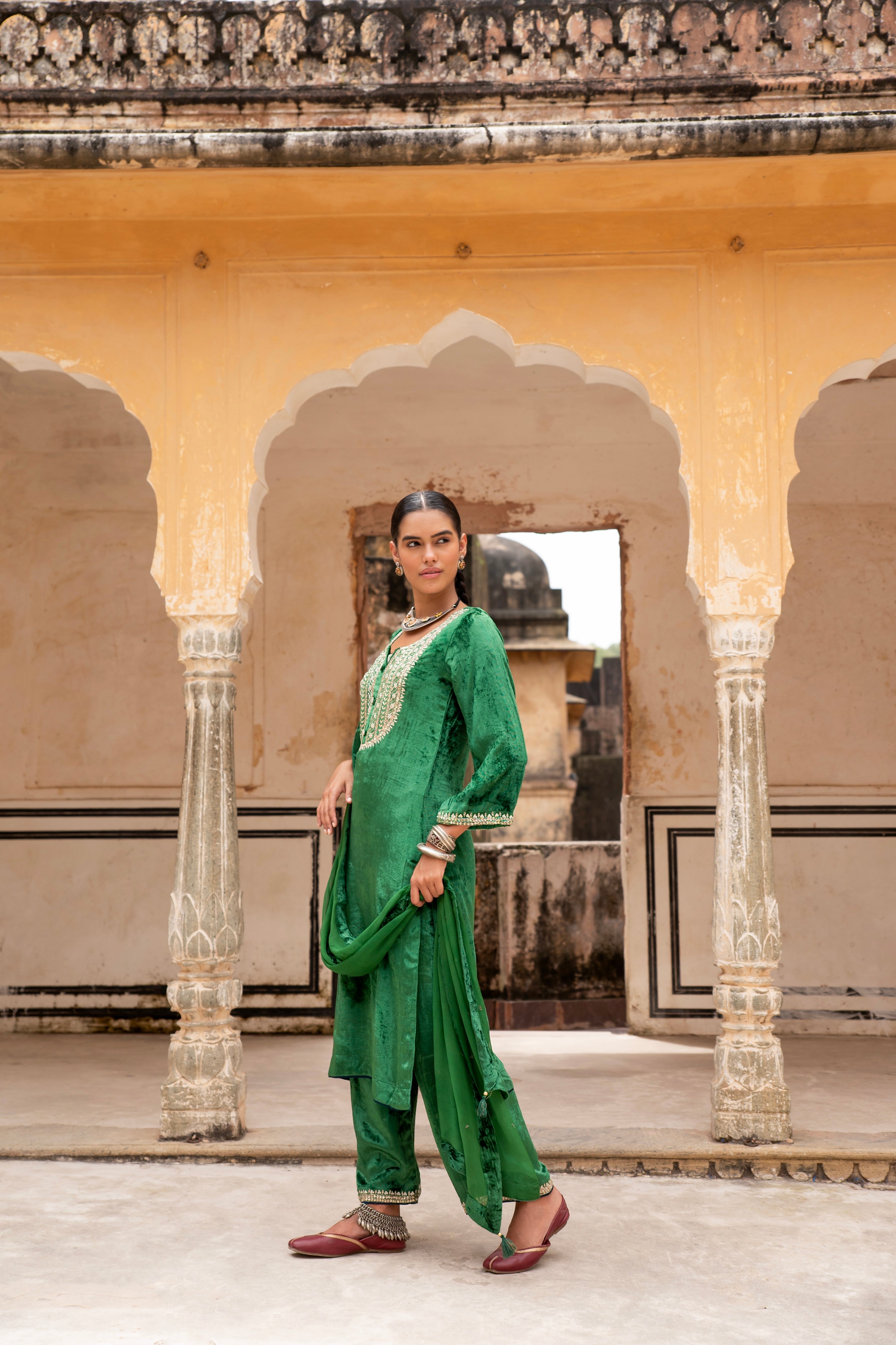 GREEN NECK EMBROIDERED PURE VELVET KURTA SET