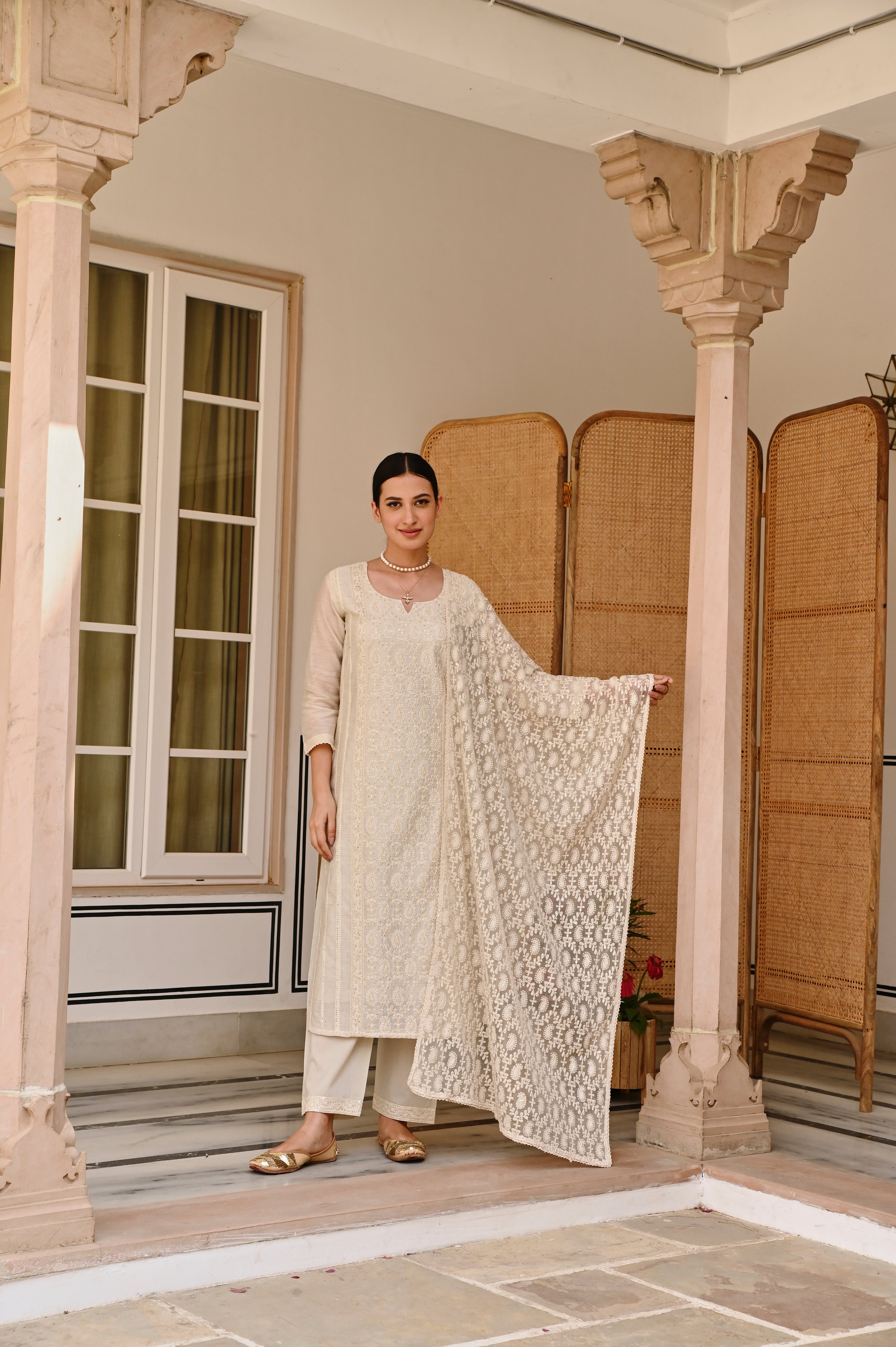 OFF WHITE STRAIGHT FIT CHIKANKARI KURTA SET