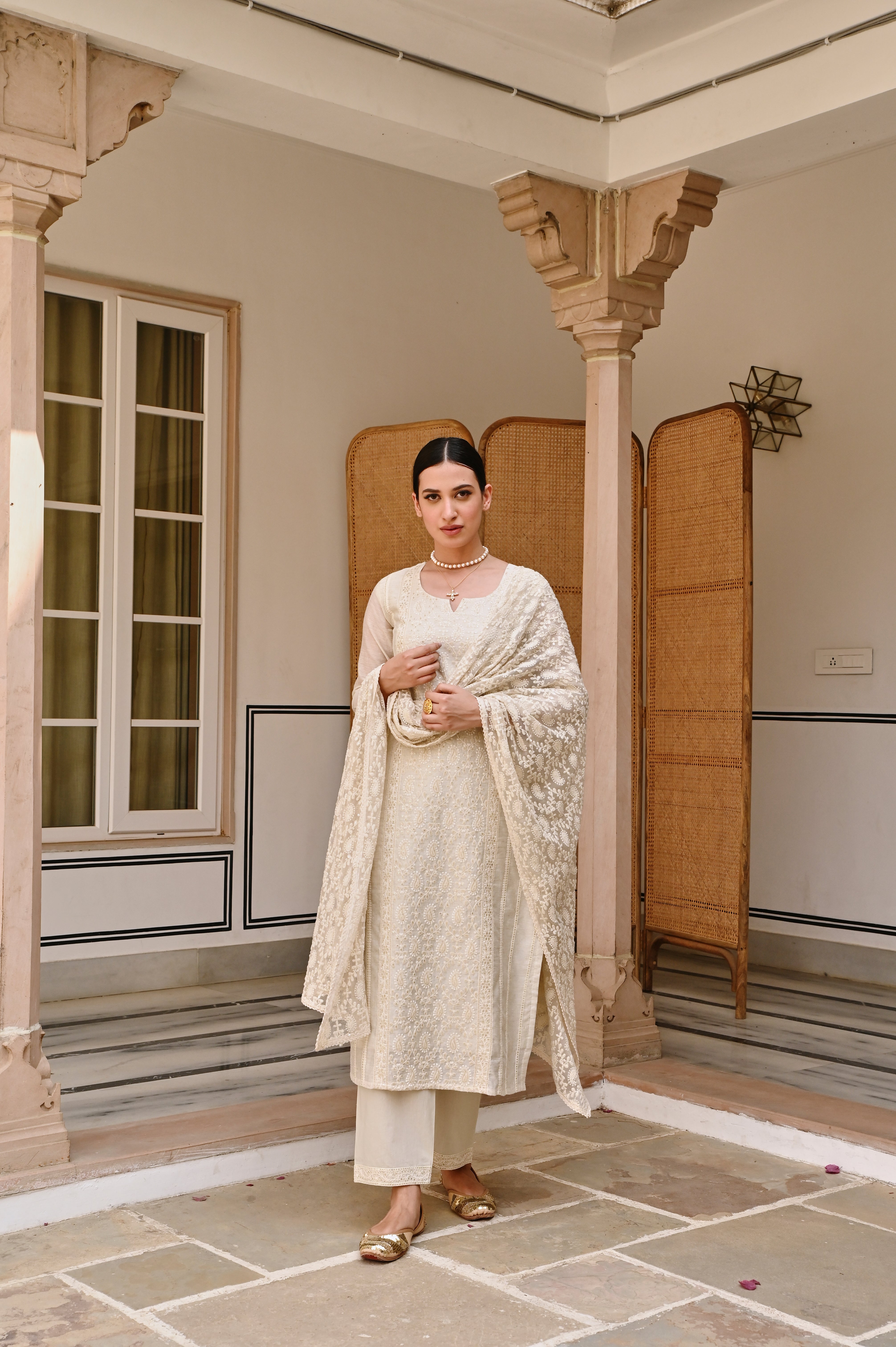 OFF WHITE STRAIGHT FIT CHIKANKARI KURTA SET
