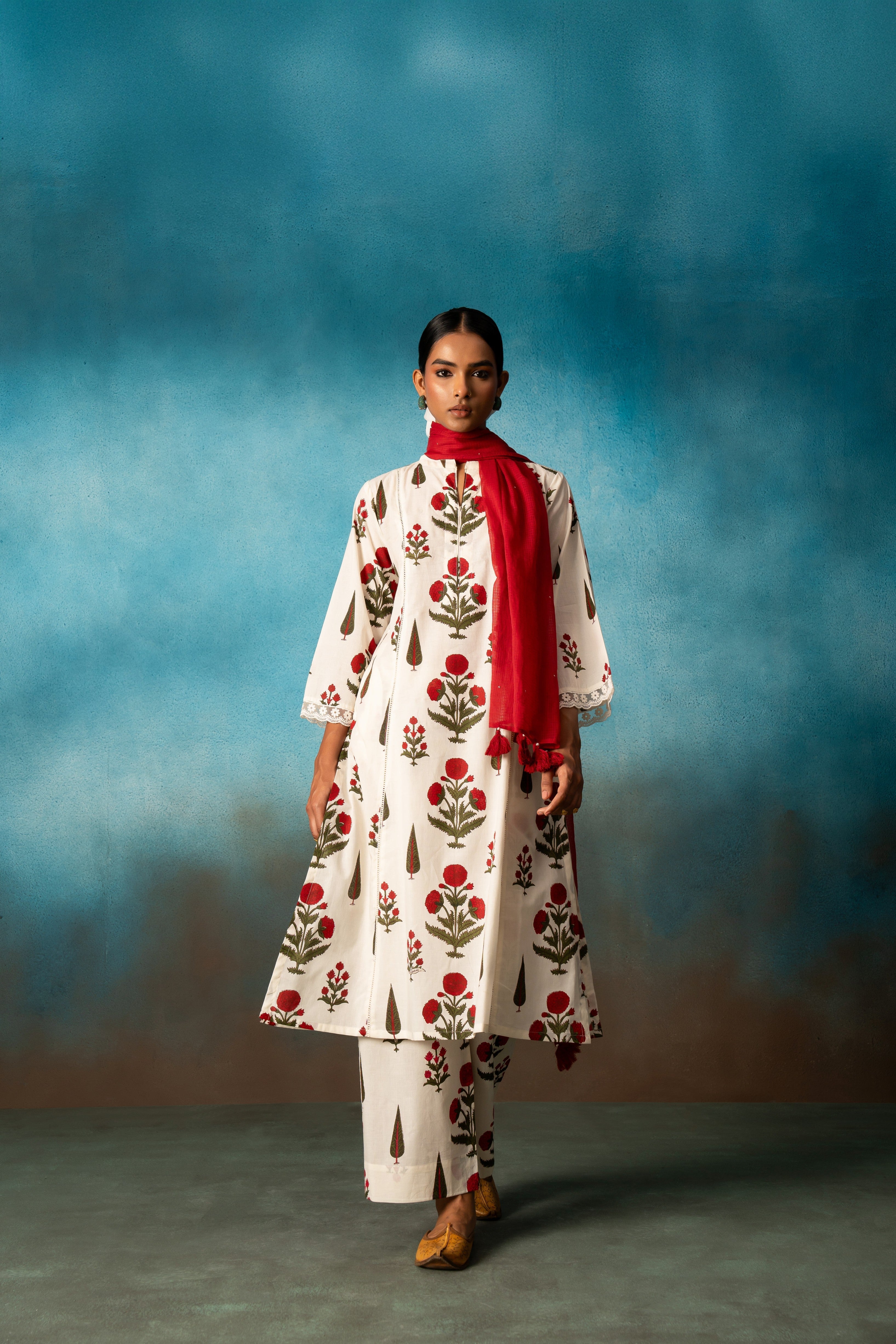 RED BLOCK PRINT SET WITH STOLE