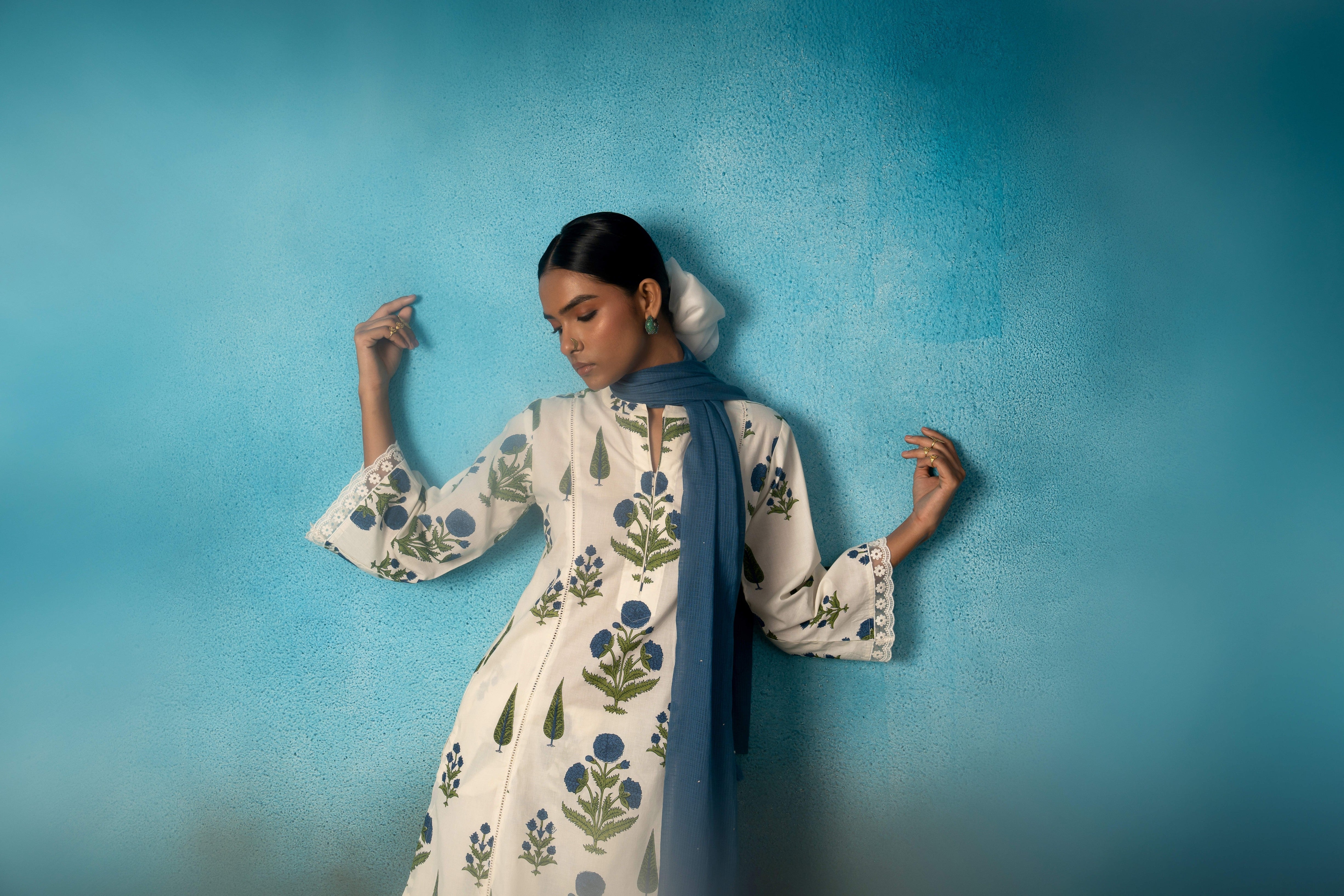 BLUE BLOCK PRINT SET WITH STOLE
