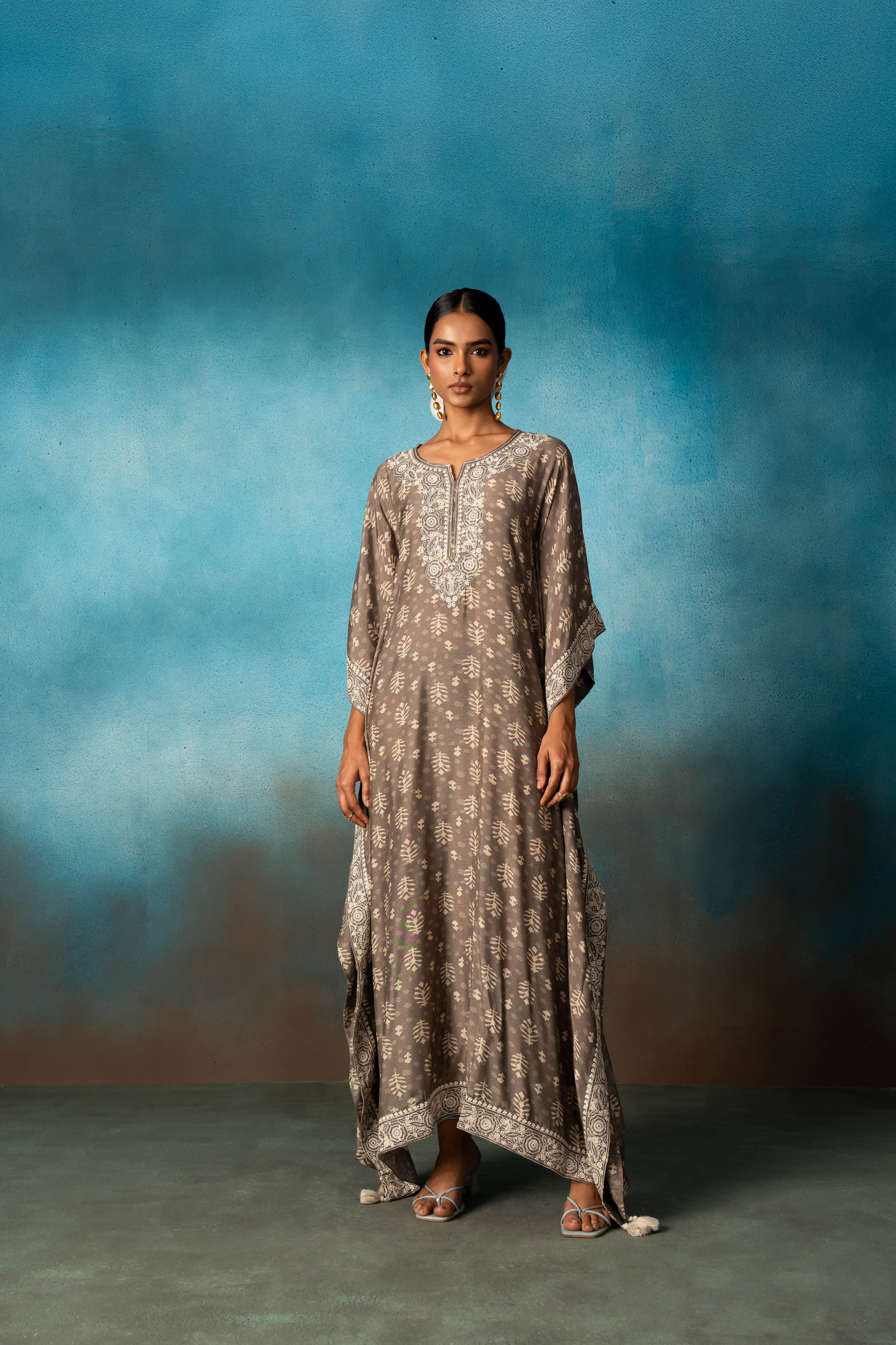 GREY EMBROIDRED LONG KAFTAN