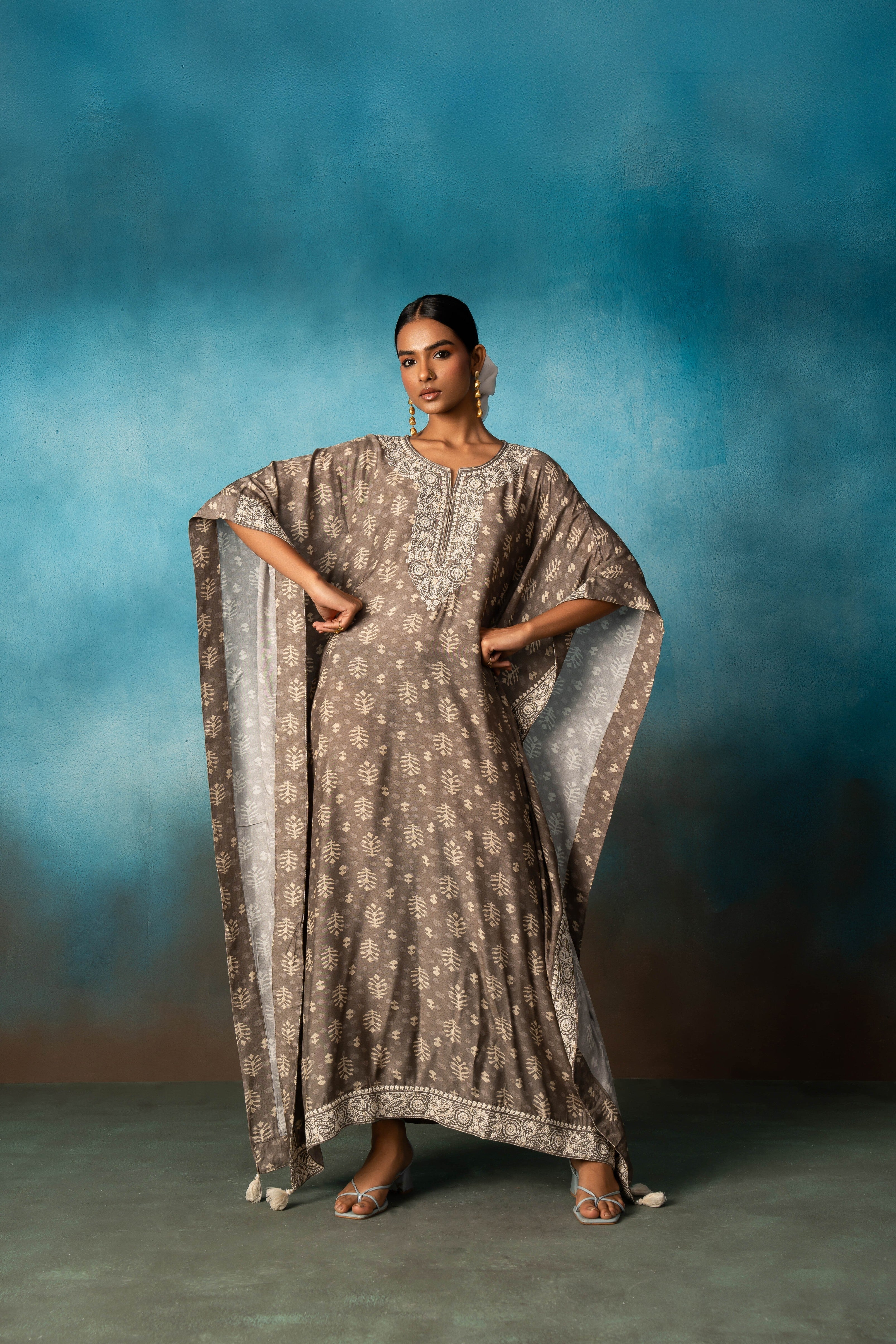 GREY EMBROIDRED LONG KAFTAN