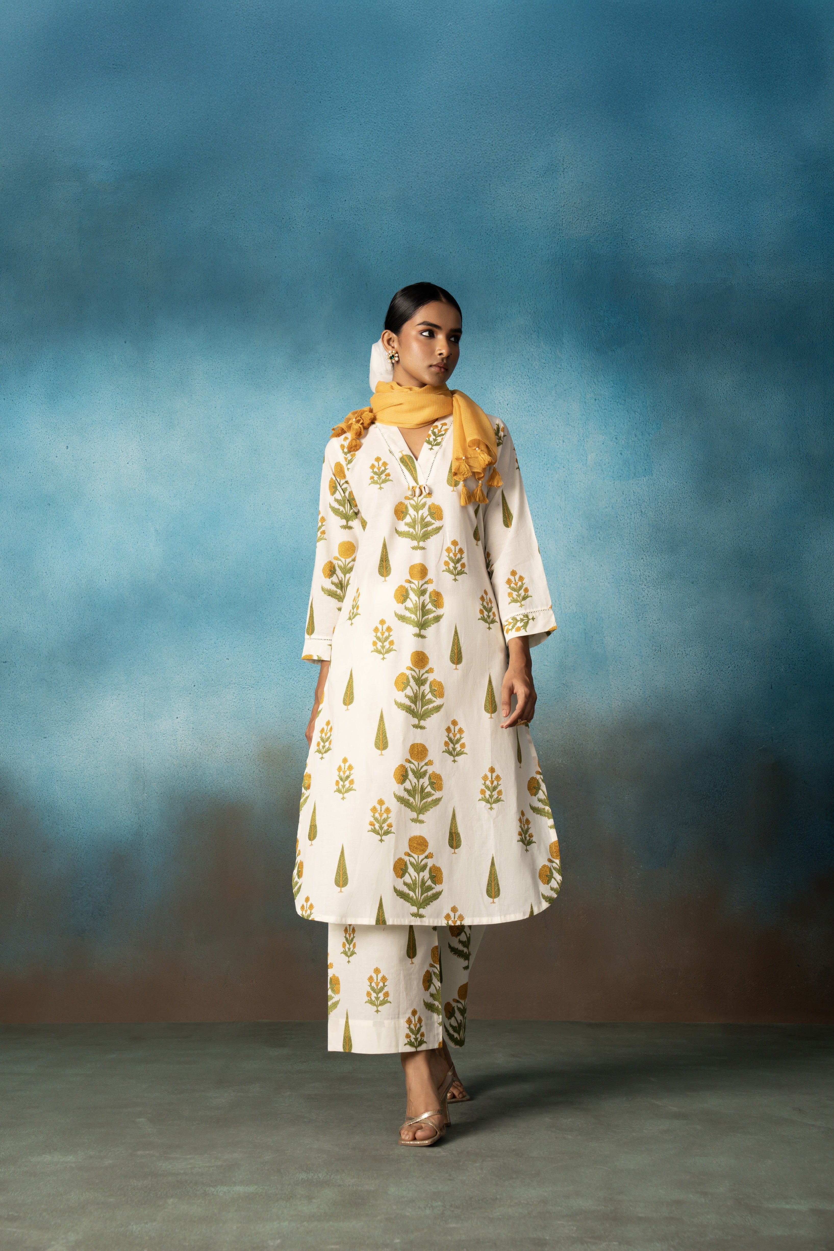 MUSTARD BLOCK PRINT SET WITH STOLE