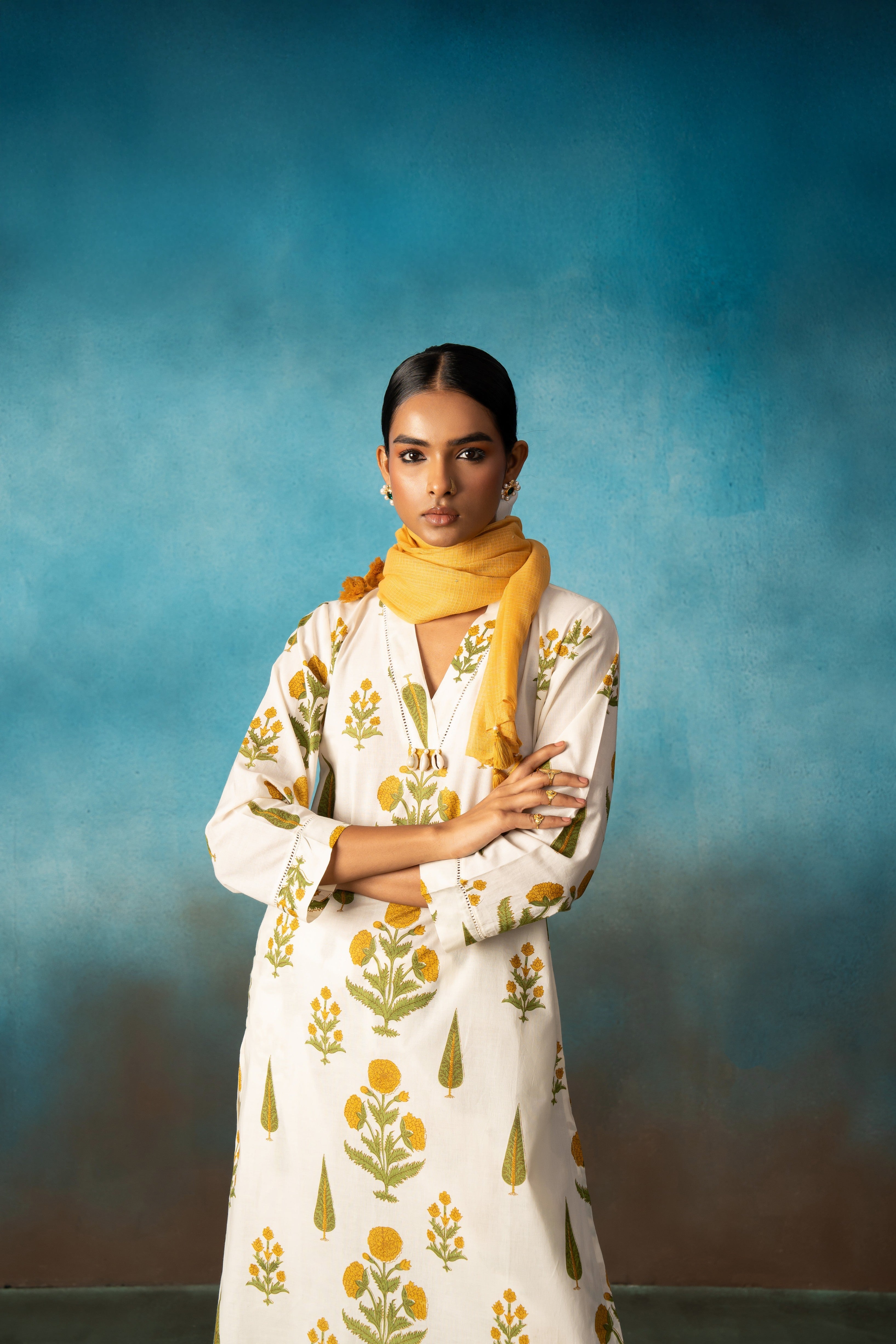 MUSTARD BLOCK PRINT SET WITH STOLE