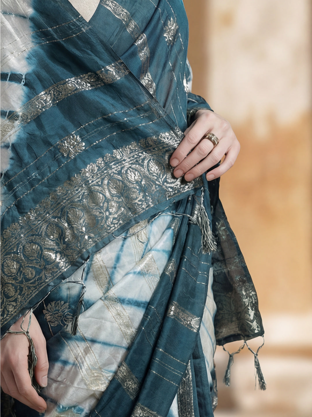 Banarasi Zari Woven Cotton Blend Saree
