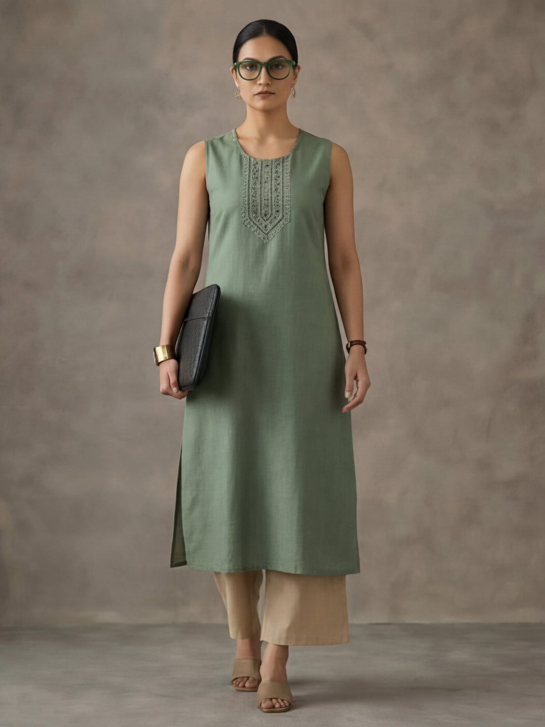 Green Embroidered Sleeveless Kurta