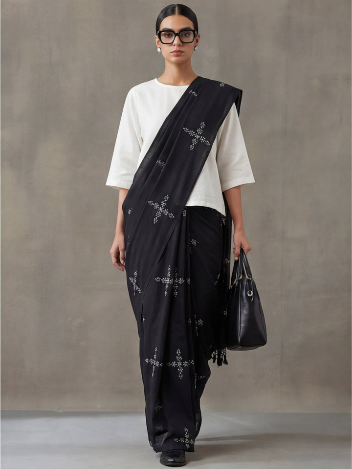 Floral Muslin Cotton Saree with Unstiched Blouse