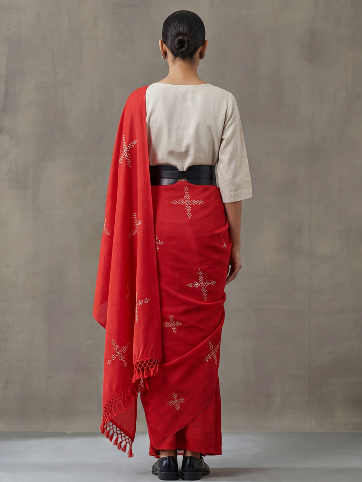 Floral Muslin Cotton Saree with Unstiched Blouse