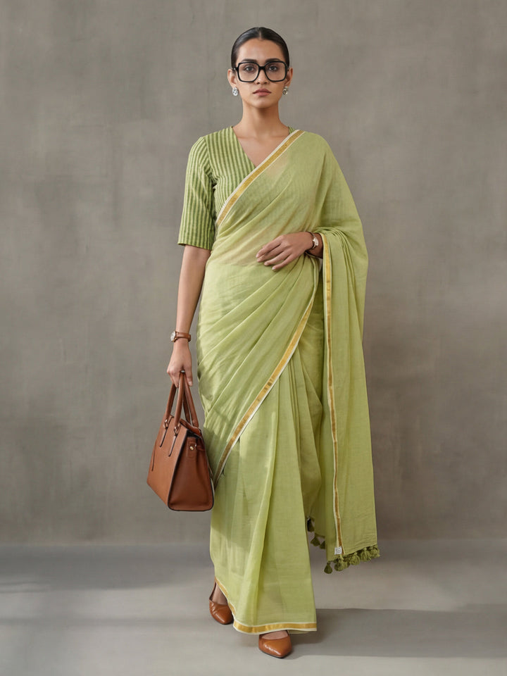 Solid Pure Cotton Saree with Unstiched Blouse