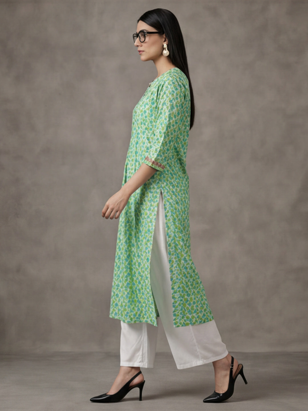 Women Floral Print Pure Cotton Straight Kurta