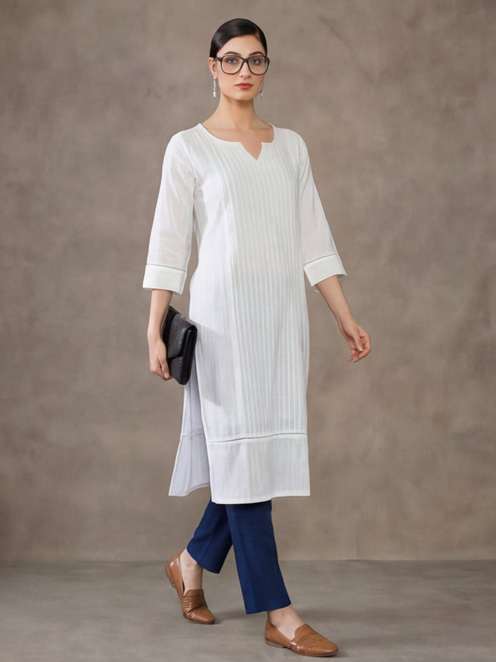 Women White Cotton Pin Tucks Straight Kurta