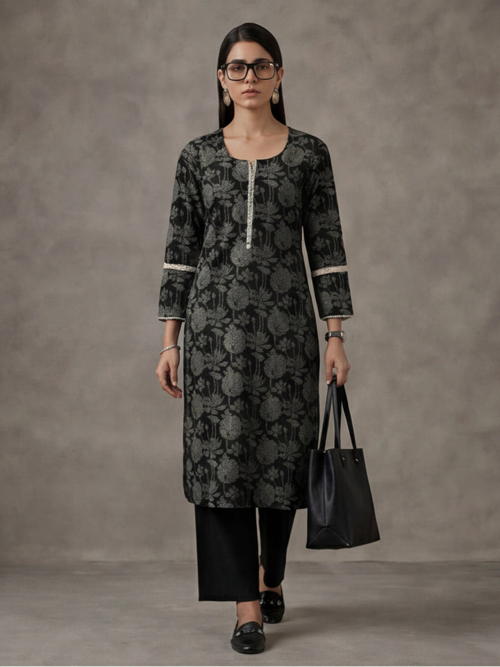 Floral Embroidered Straight Pure Cotton Kurta