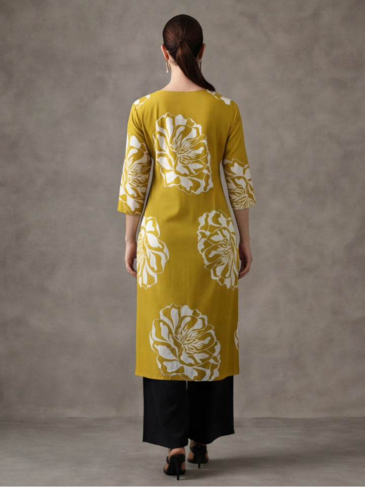 Floral Embroidered Straight Pure Cotton Kurta