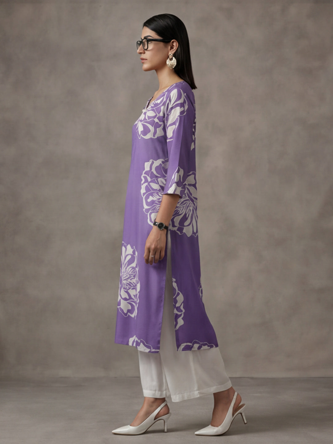 Floral Embroidered Straight Pure Cotton Kurta