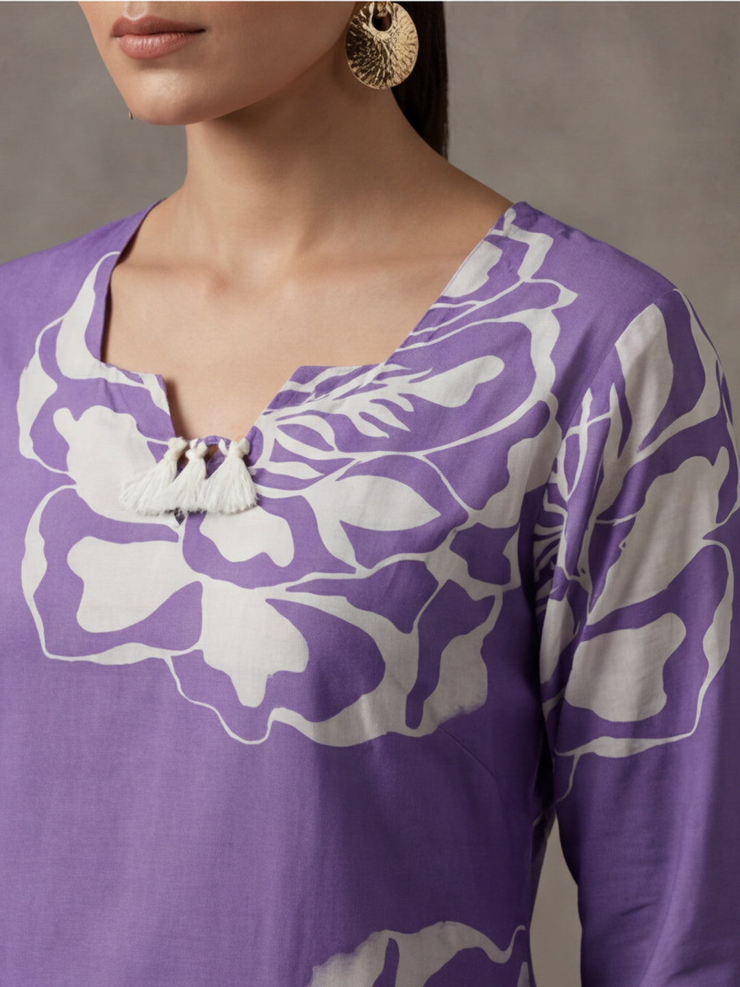 Floral Embroidered Straight Pure Cotton Kurta