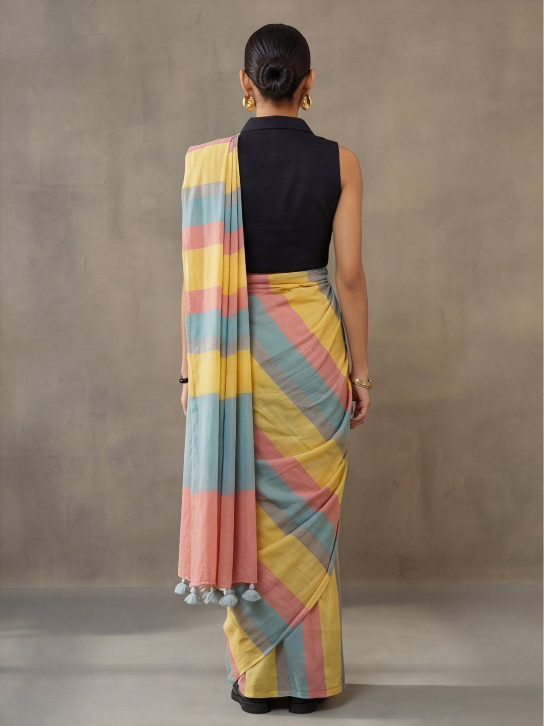 Striped Pure Linen Saree with Unstiched Blouse