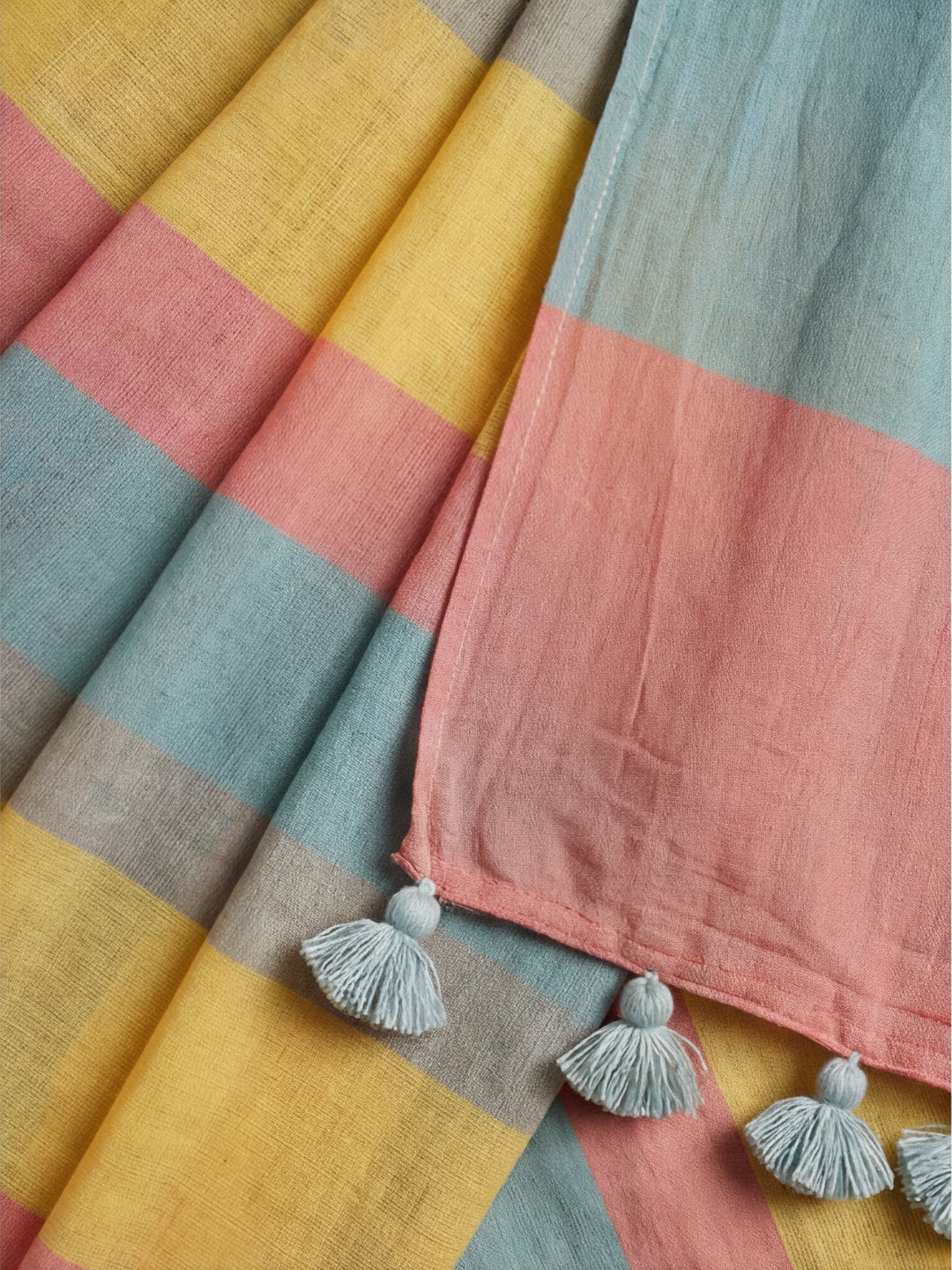 Striped Pure Linen Saree with Unstiched Blouse