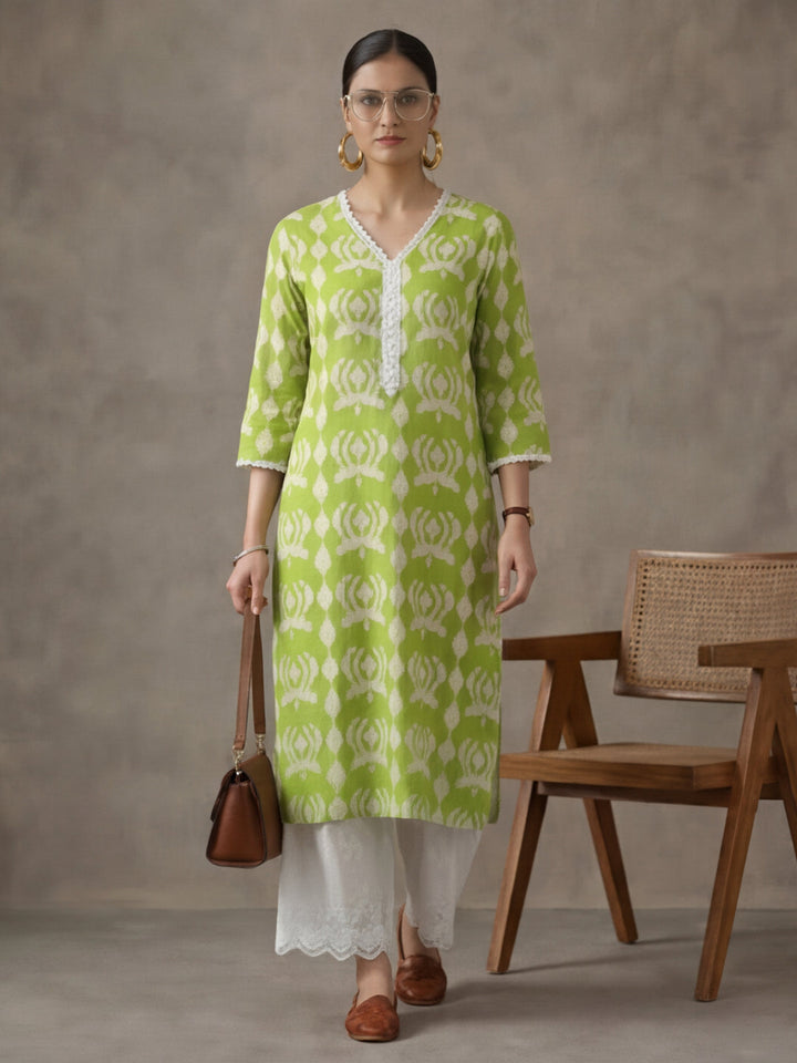 Floral Printed Straight Kurta