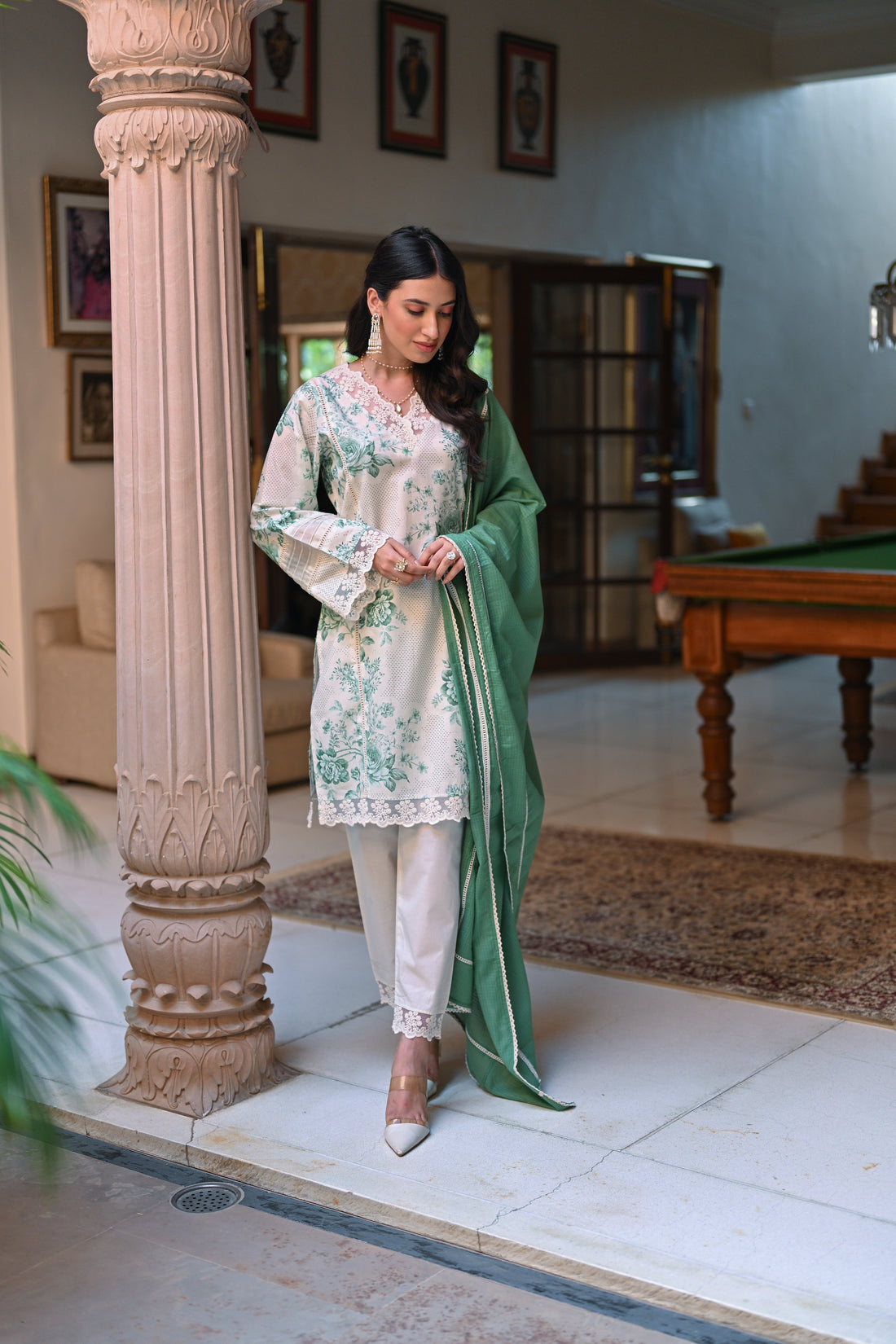 CREAM AND GREEN FLORAL SHORT KURTA SET