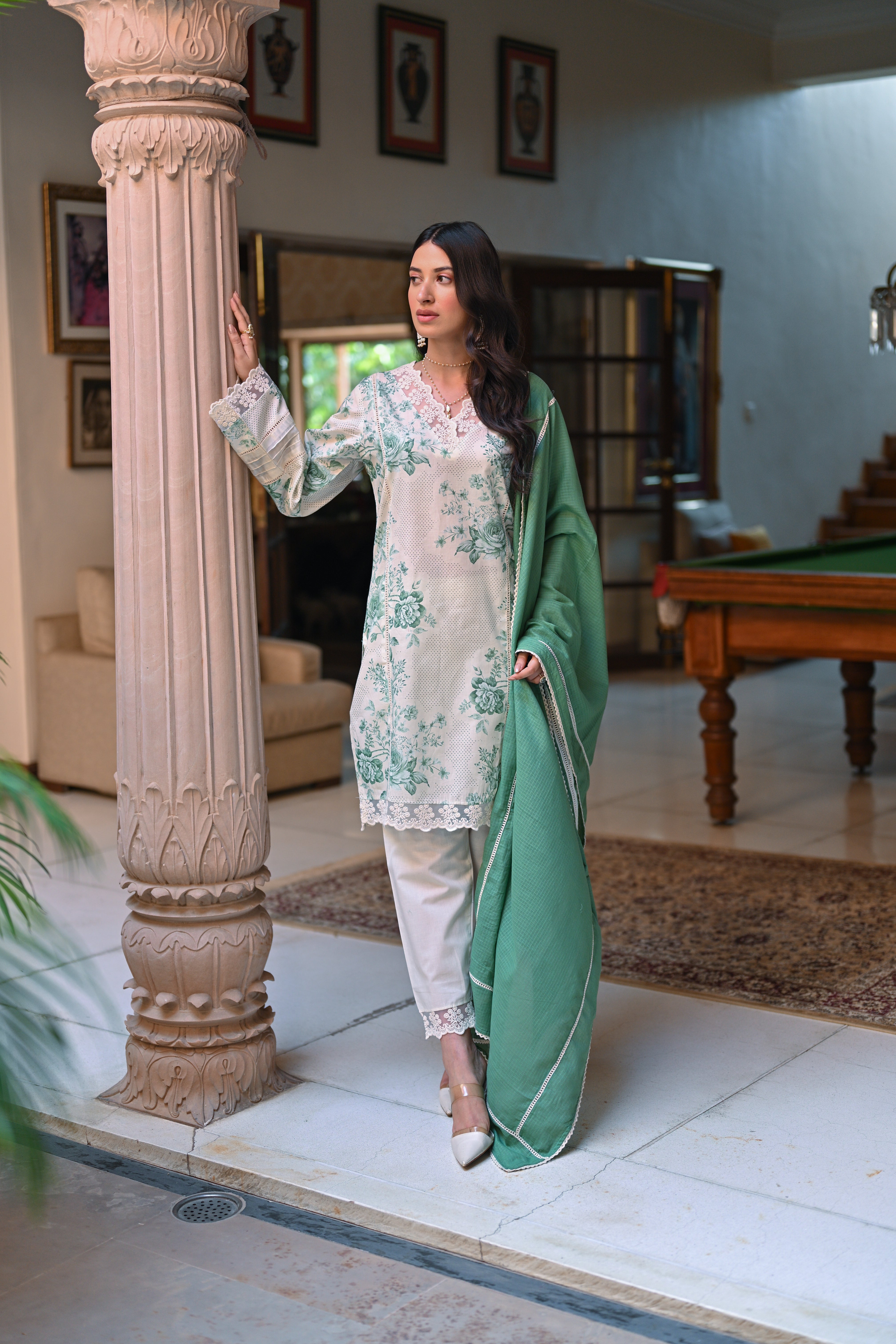 CREAM AND GREEN FLORAL SHORT KURTA SET