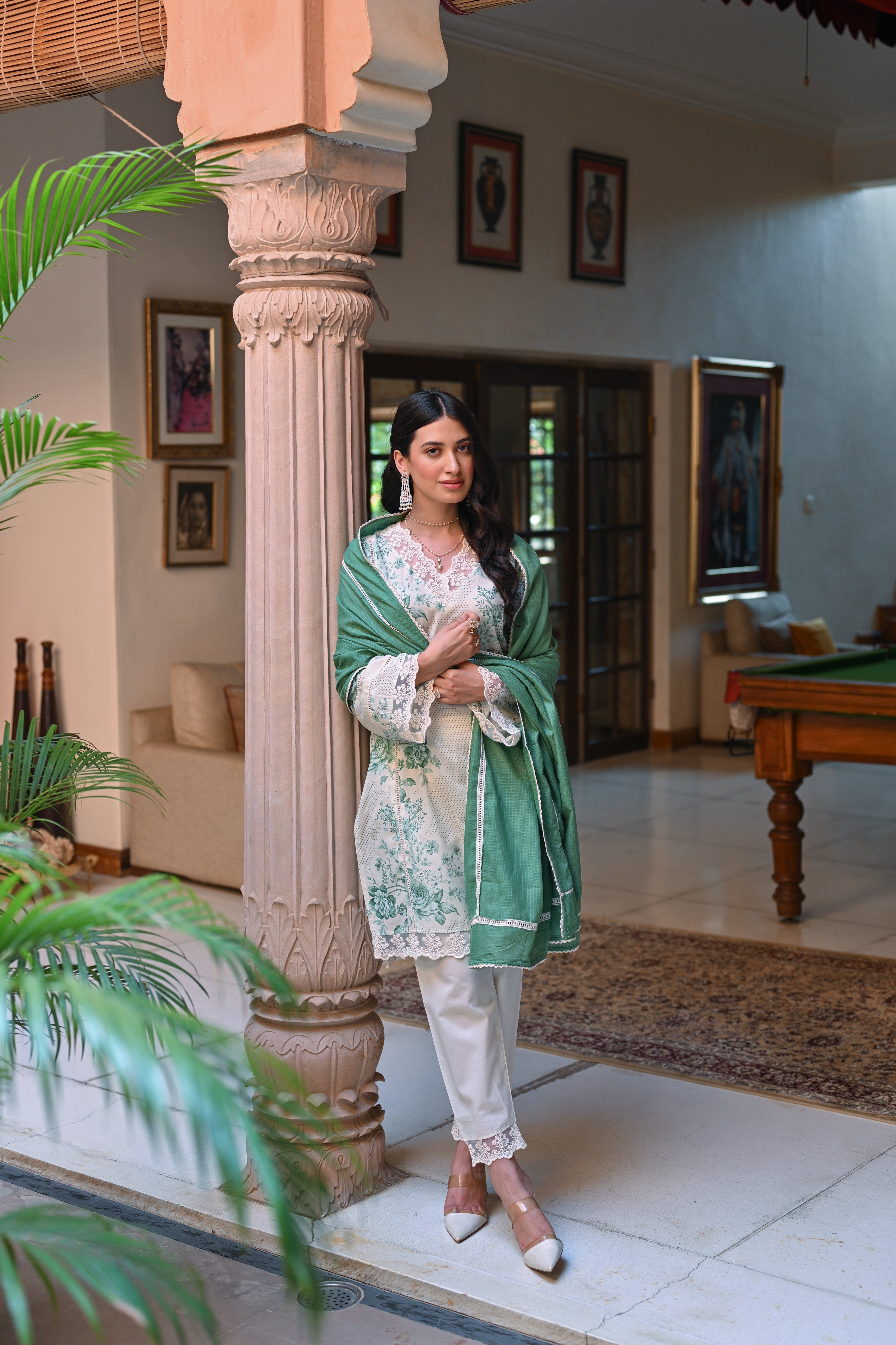 CREAM AND GREEN FLORAL SHORT KURTA SET
