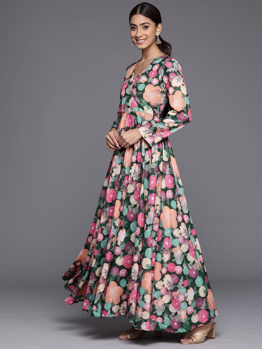 KSUT WomenWomen Green Floral Printed Angrakha Style Anarkali Kurta Paired With Dupatta