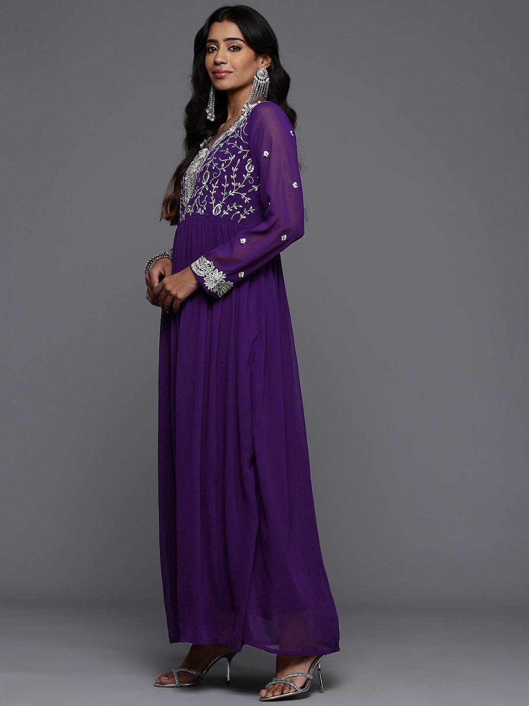 zeyvelle Women Purple V Scalloped Neck with Zari and Thread Embroidered Anarkali Kurta with Dupatta