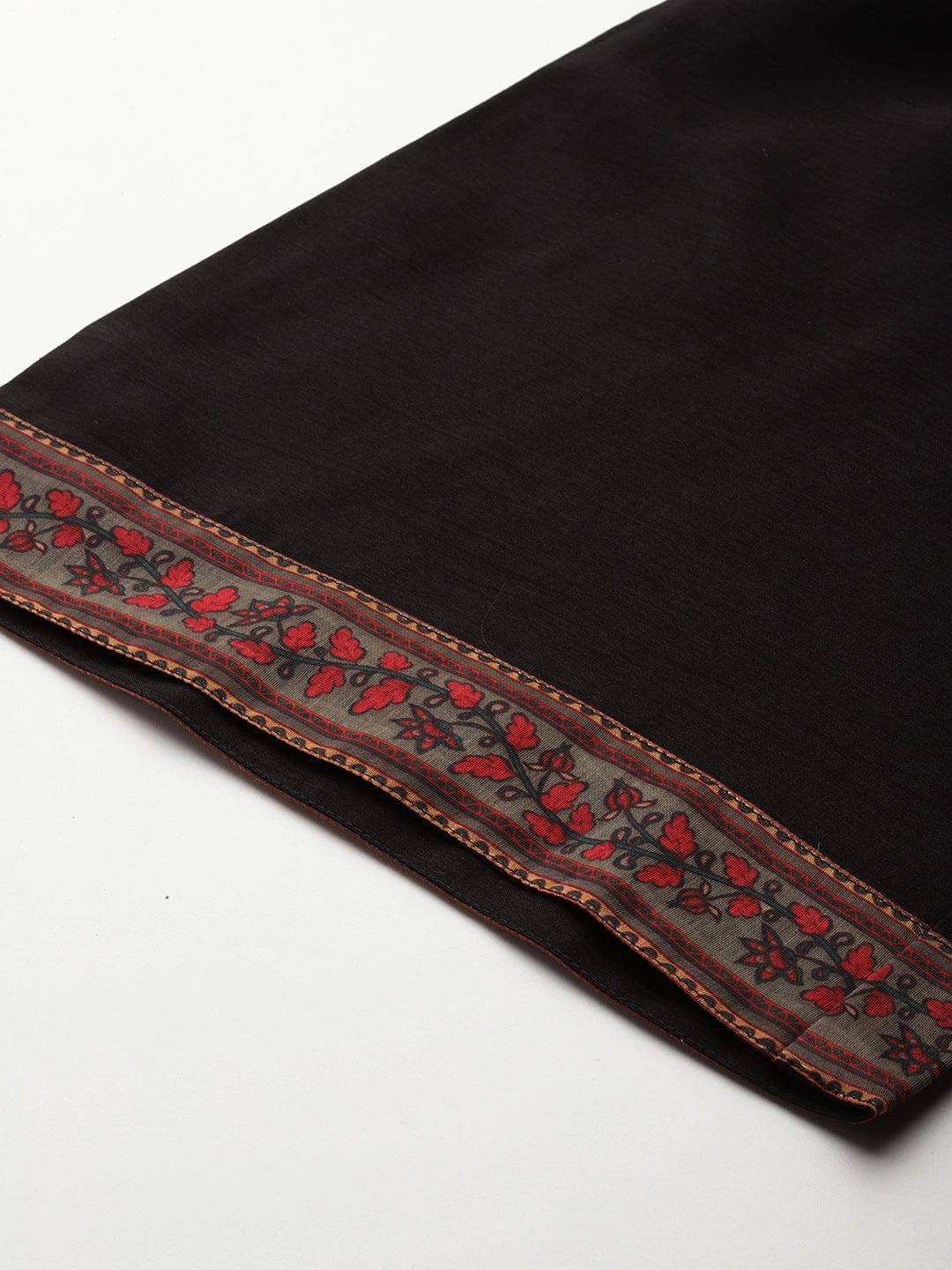 zeyvelle Women Black Floral Printed Embellished Anarkali Kurta Paired With Bottom And Printed Dupatta